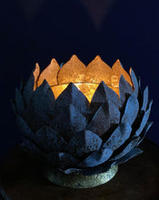 Load image into Gallery viewer, Metal Lotus Votive